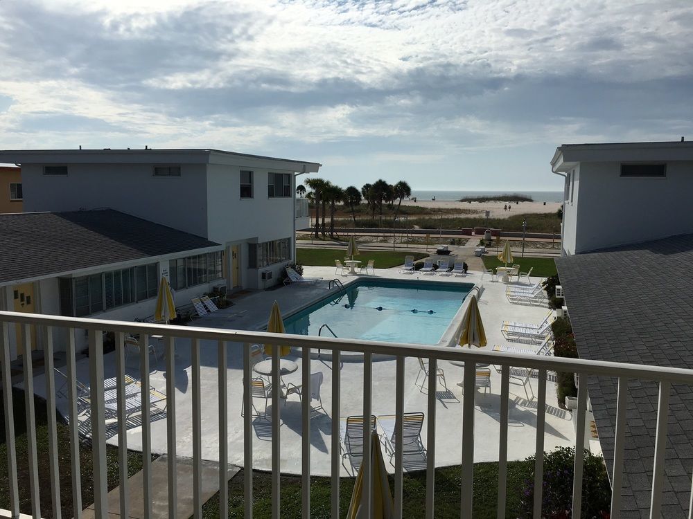 The Sands Of Treasure Island St. Pete Beach Εξωτερικό φωτογραφία