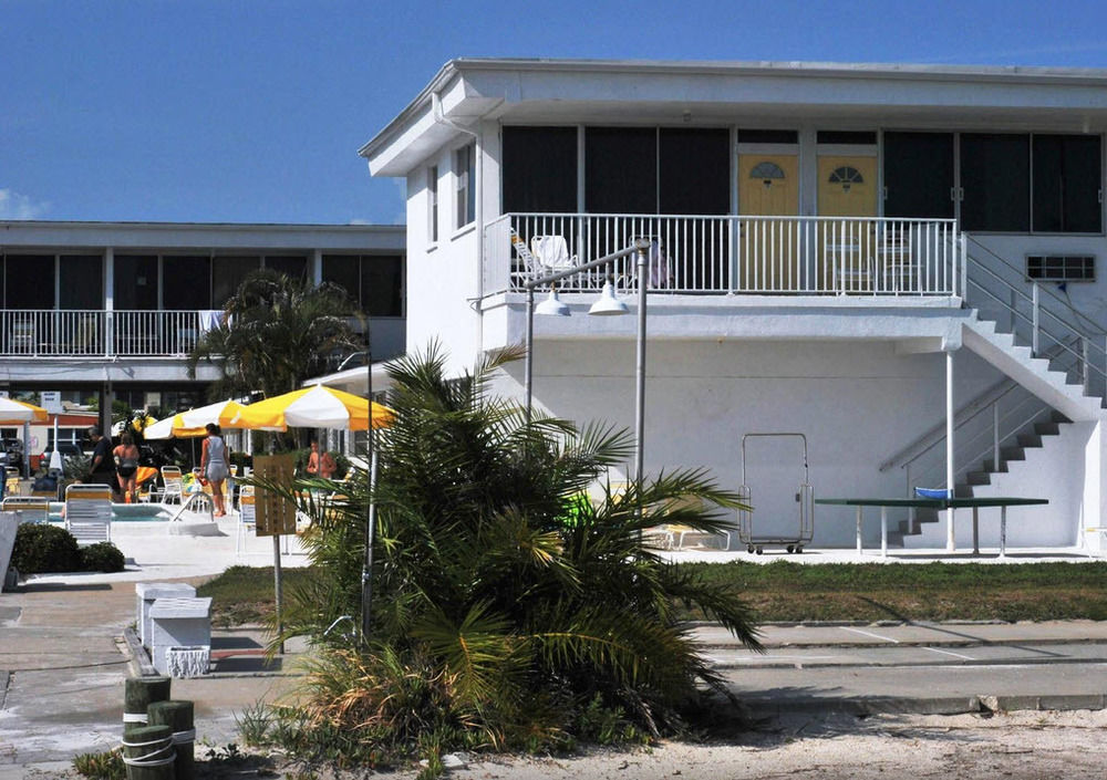 The Sands Of Treasure Island St. Pete Beach Εξωτερικό φωτογραφία