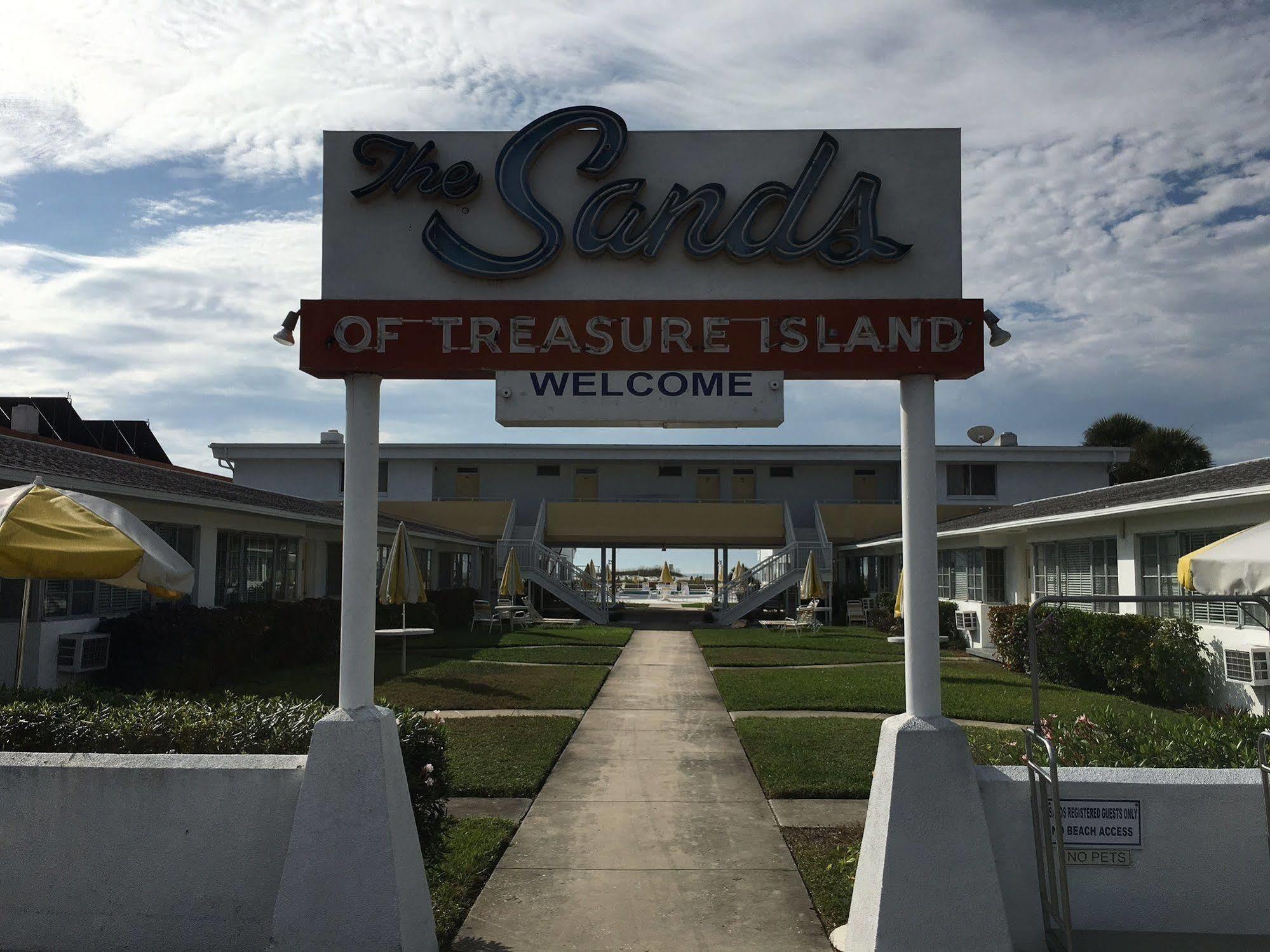 The Sands Of Treasure Island St. Pete Beach Εξωτερικό φωτογραφία